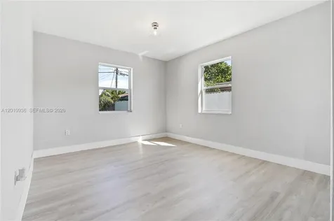 925 NW 84th Street Miami FL 33150
