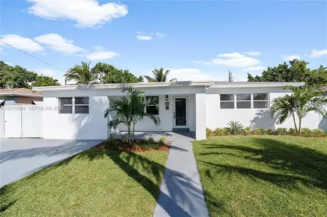 925 NW 84th Street Miami FL 33150