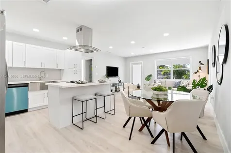 925 NW 84th Street Miami FL 33150
