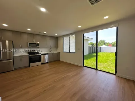 19442 SW 125th Avenue Miami FL 33177