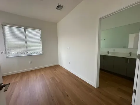 19442 SW 125th Avenue Miami FL 33177