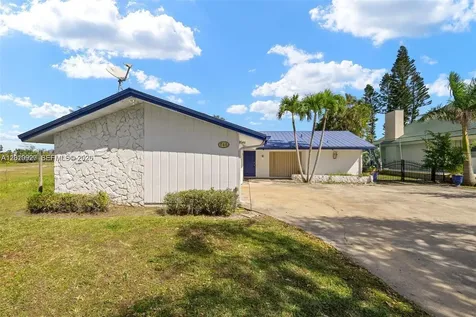 746 Overiver Drive Fort Myers FL 33903