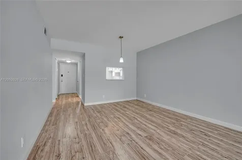 3571 Inverrary Drive Lauderhill FL 33319