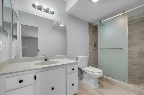 3571 Inverrary Drive Lauderhill FL 33319
