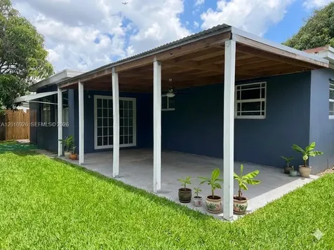 2802 SW 67th Lane Miramar FL 33023