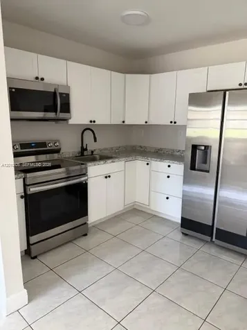 2802 SW 67th Lane Miramar FL 33023