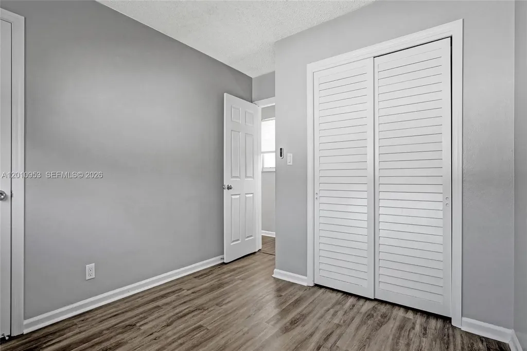 949 SE 10th Court Pompano Beach FL 33060