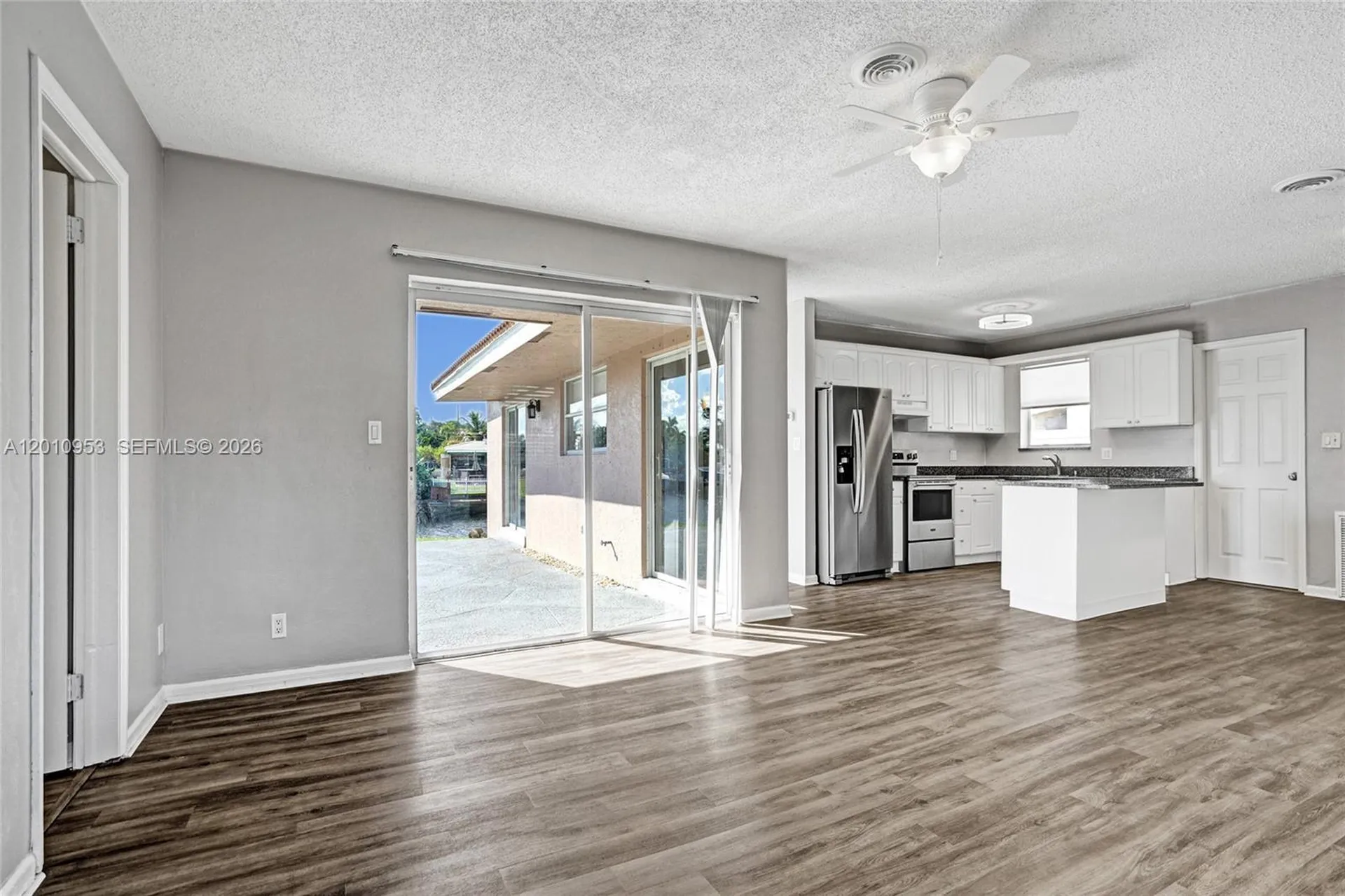 949 SE 10th Court Pompano Beach FL 33060
