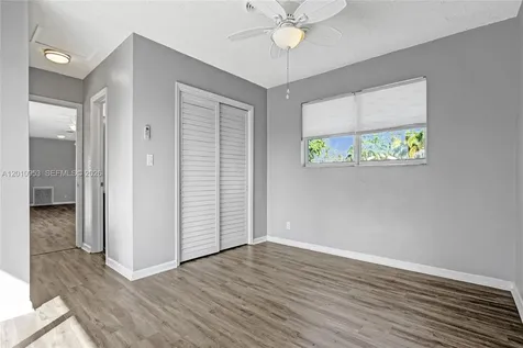 949 SE 10th Court Pompano Beach FL 33060