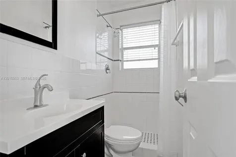 949 SE 10th Court Pompano Beach FL 33060