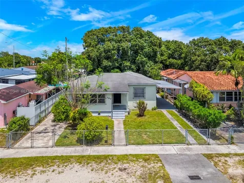 167 W 34th Street Hialeah FL 33012