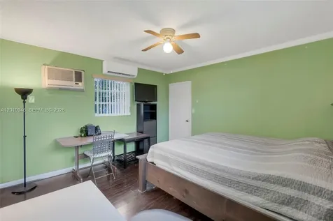 167 W 34th Street Hialeah FL 33012