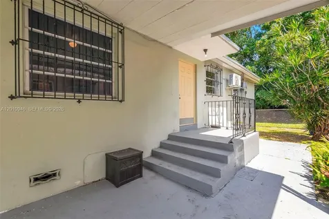 167 W 34th Street Hialeah FL 33012