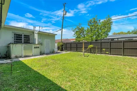 167 W 34th Street Hialeah FL 33012