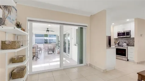 1621 NW 85th Way Plantation FL 33322