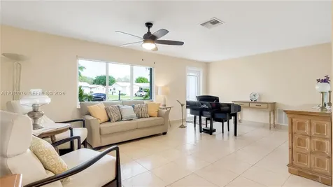 1621 NW 85th Way Plantation FL 33322