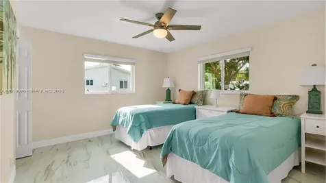 1621 NW 85th Way Plantation FL 33322