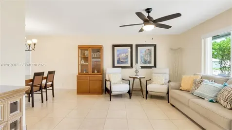 1621 NW 85th Way Plantation FL 33322