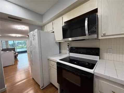 2461 SW 82nd Avenue Davie FL 33324