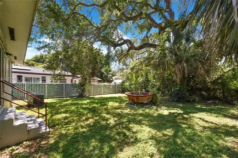 3278 Thomas Avenue Miami FL 33133