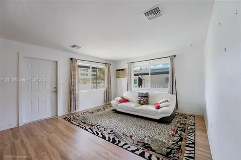 3278 Thomas Avenue Miami FL 33133