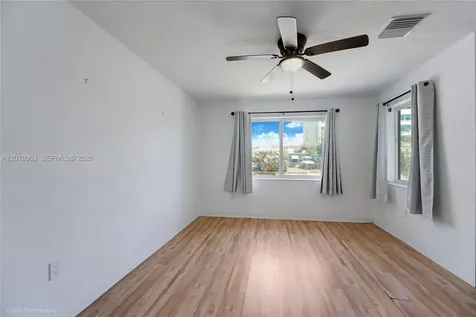 3278 Thomas Avenue Miami FL 33133