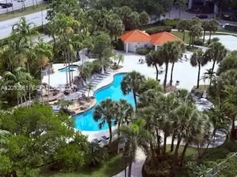 3300 NE 191st Street Aventura FL 33180