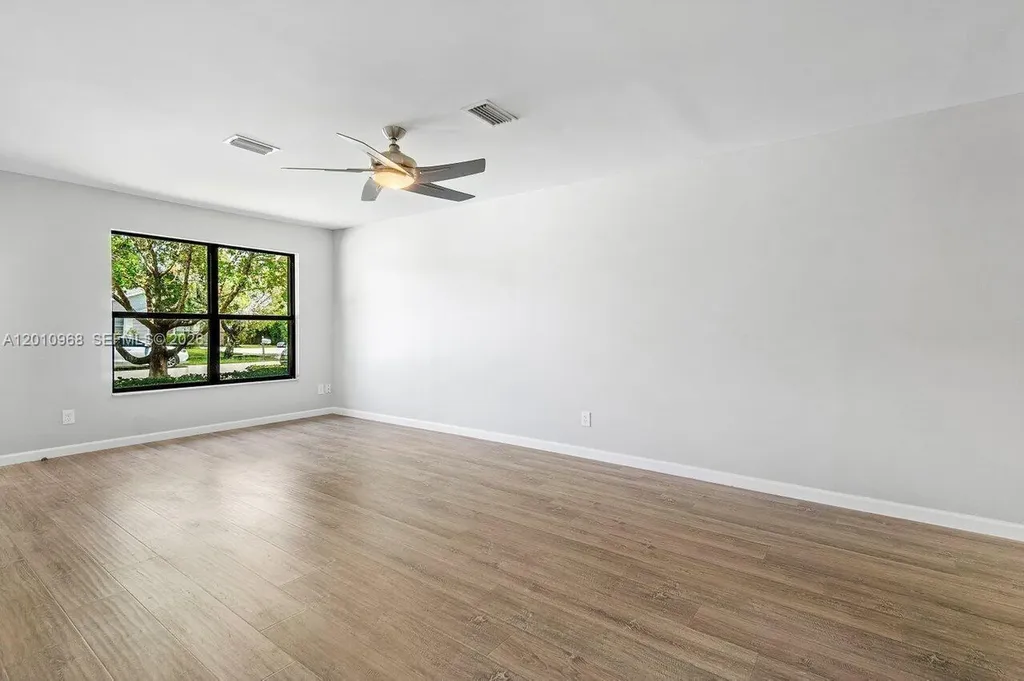 1367 Riverside Circle Wellington FL 33414