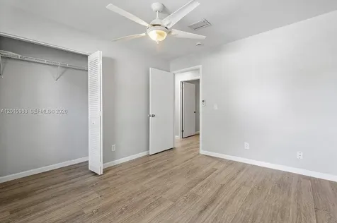 1367 Riverside Circle Wellington FL 33414