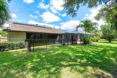1367 Riverside Circle Wellington FL 33414