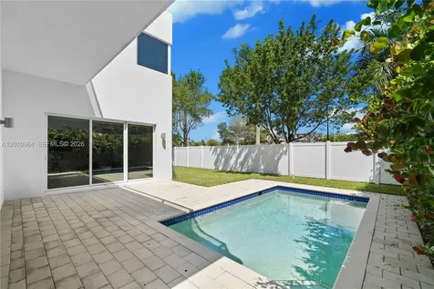 9915 NW 75th Street Doral FL 33178