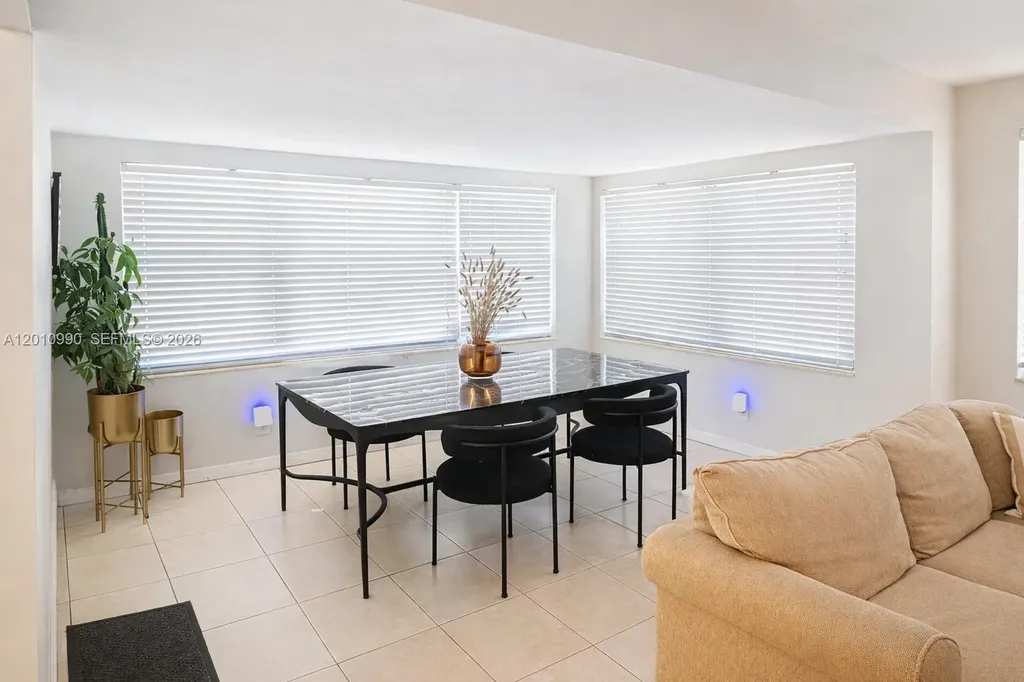 30 NE 26th Street Wilton Manors FL 33305