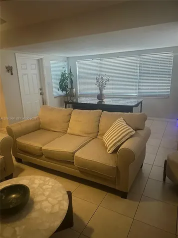 30 NE 26th Street Wilton Manors FL 33305