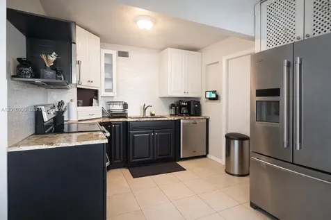 30 NE 26th Street Wilton Manors FL 33305