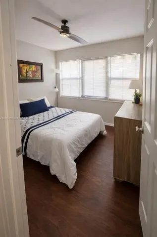 30 NE 26th Street Wilton Manors FL 33305
