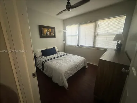 30 NE 26th Street Wilton Manors FL 33305