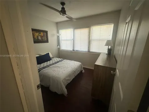 30 NE 26th Street Wilton Manors FL 33305