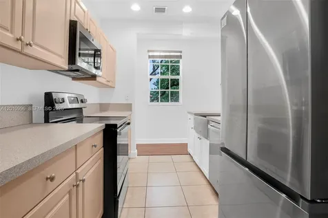 454 SW 147th Avenue Pembroke Pines FL 33027