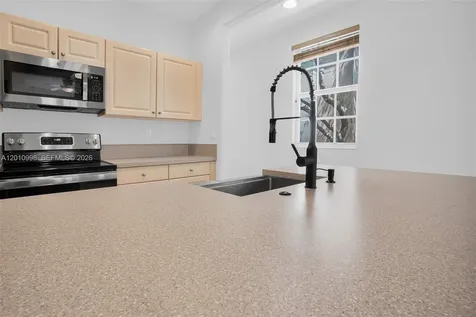 454 SW 147th Avenue Pembroke Pines FL 33027
