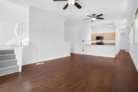 454 SW 147th Avenue Pembroke Pines FL 33027