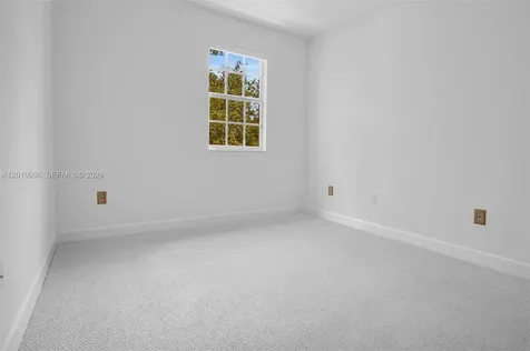 454 SW 147th Avenue Pembroke Pines FL 33027
