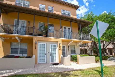 454 SW 147th Avenue Pembroke Pines FL 33027