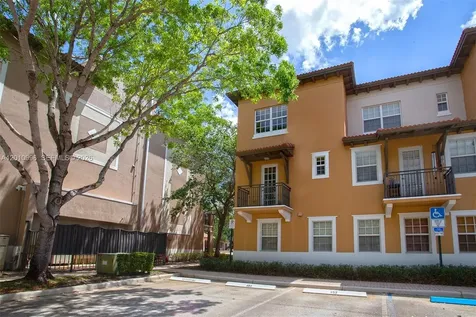 454 SW 147th Avenue Pembroke Pines FL 33027