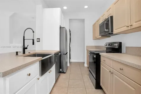 454 SW 147th Avenue Pembroke Pines FL 33027
