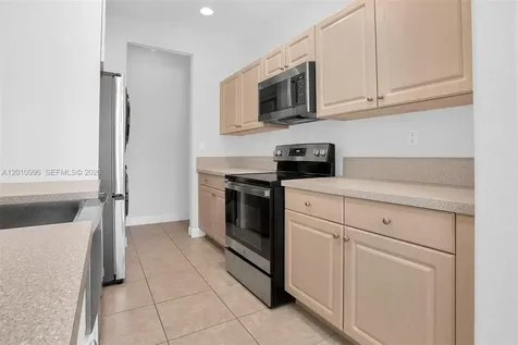 454 SW 147th Avenue Pembroke Pines FL 33027