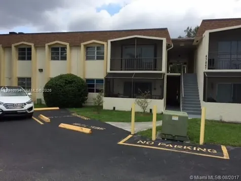 7847 Miller Drive Miami FL 33155