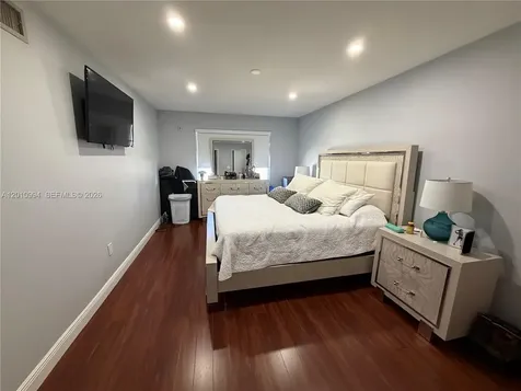 7847 Miller Drive Miami FL 33155