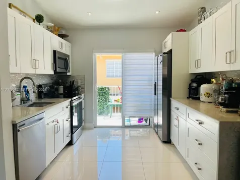 7817 W 36th Avenue Hialeah FL 33018