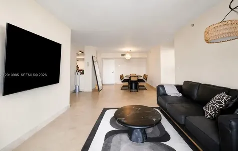 3600 Mystic Pointe Drive Aventura FL 33180