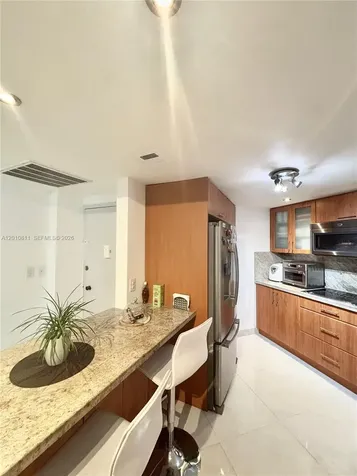999 Brickell Bay Drive Miami FL 33131